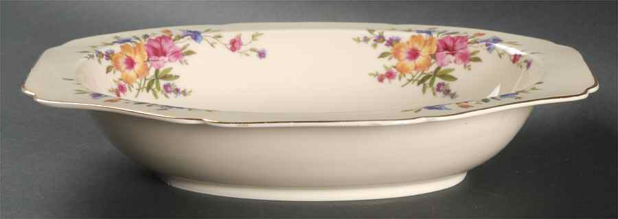 HC11 (Cream Background) 10" Oval Vegetable Bowl by Heinrich - H&C-1