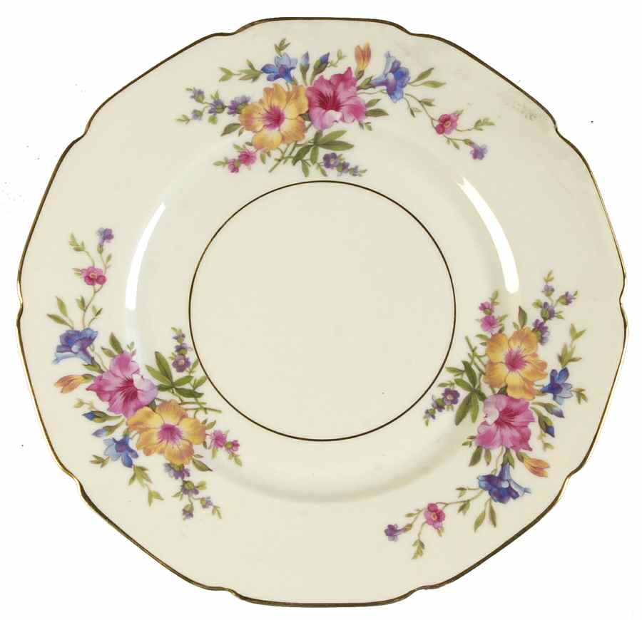 HC11 (Cream Background) Salad Plate by Heinrich - H&C-1