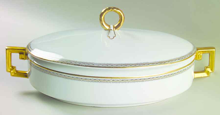 Claridge Oval Covered Vegetable by Heinrich - H&C-1