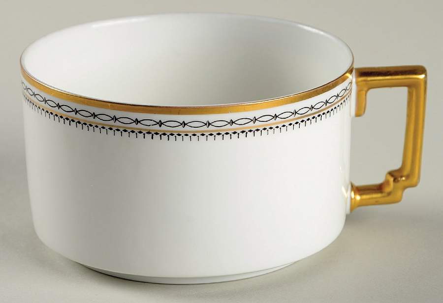 Claridge Flat Cup by Heinrich - H&C-1