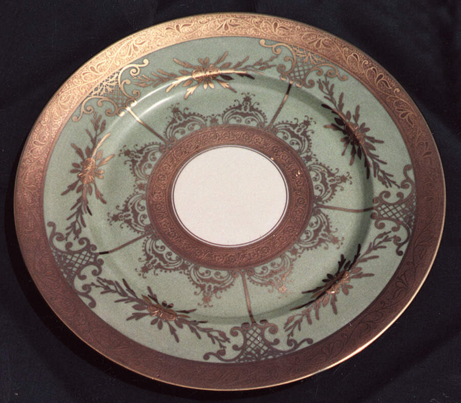 HC155 Dinner Plate by Heinrich - H&C-1