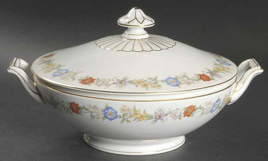 HC160 Round Covered Vegetable by Heinrich - H&C-1