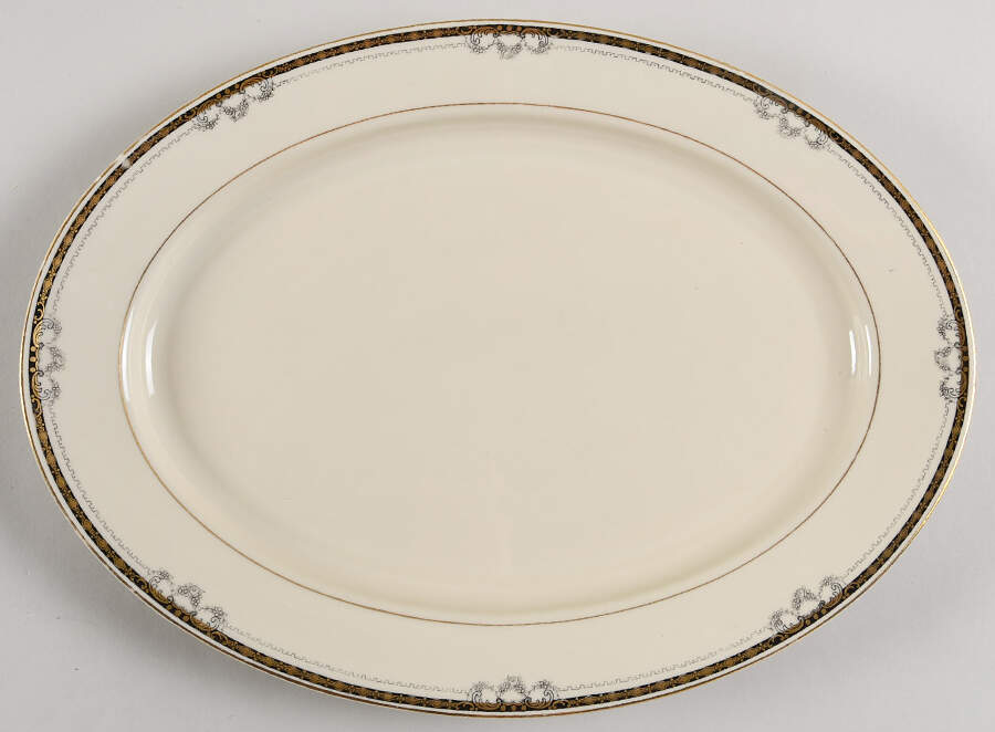 HC169 14" Oval Serving Platter by Heinrich - H&C-1