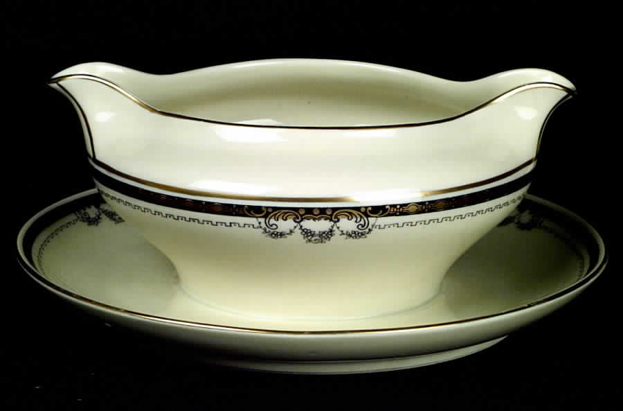 HC169 Gravy Boat with Attached Underplate by Heinrich - H&C-1