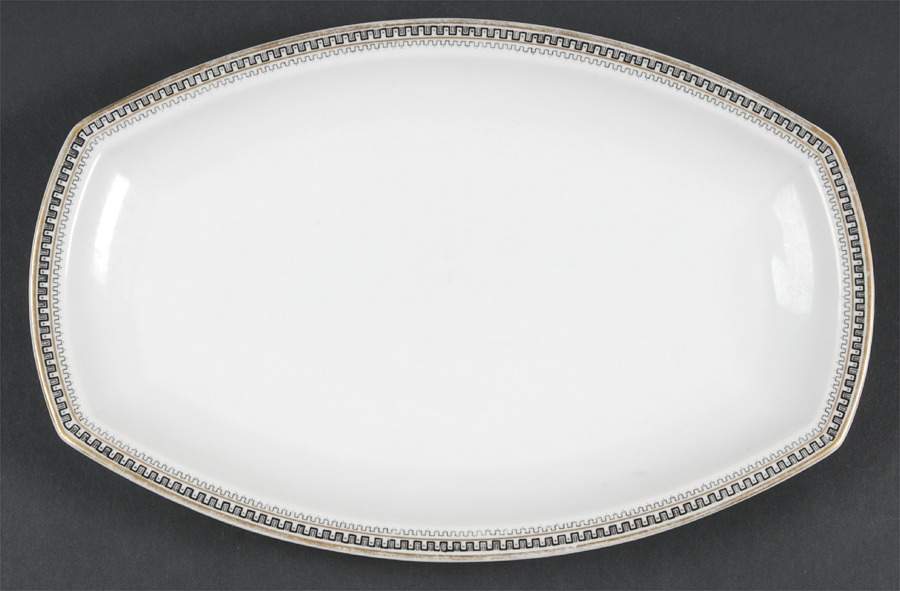 HC17 11" Oval Serving Platter by Heinrich - H&C-1