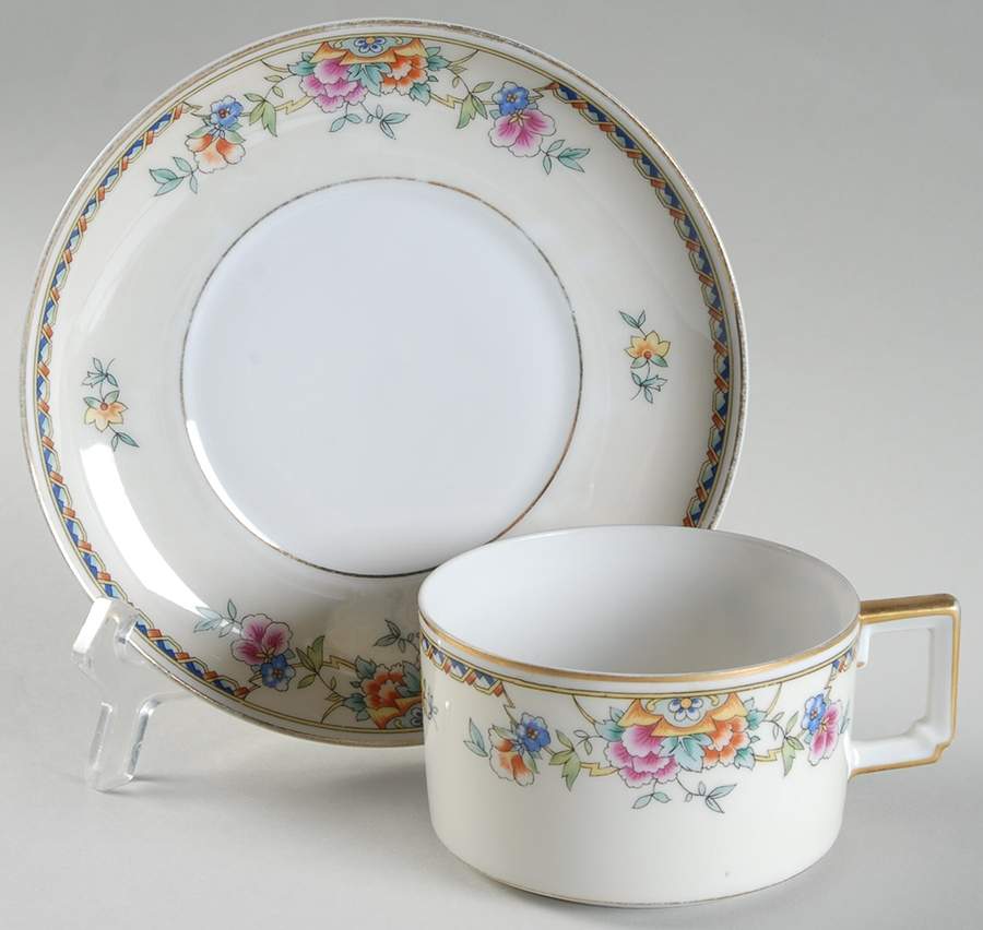 HC172 Flat Cup & Saucer Set by Heinrich - H&C-1