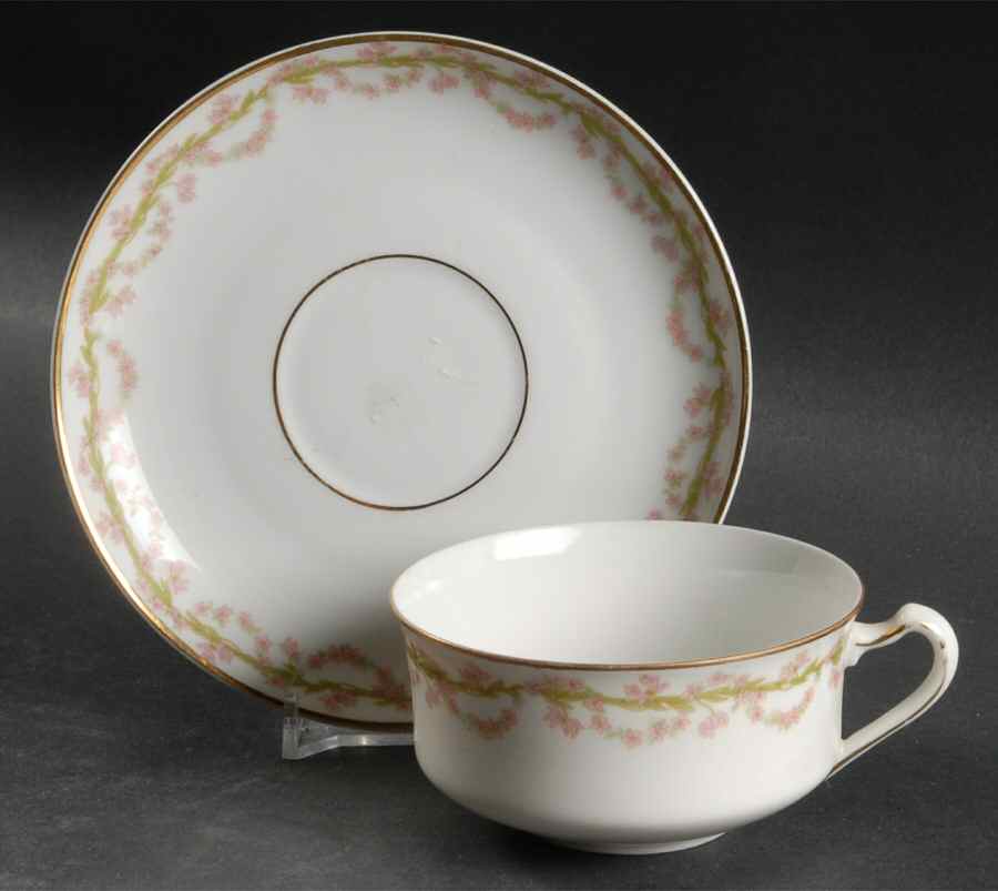 HC176 Flat Cup & Saucer Set by Heinrich - H&C-1