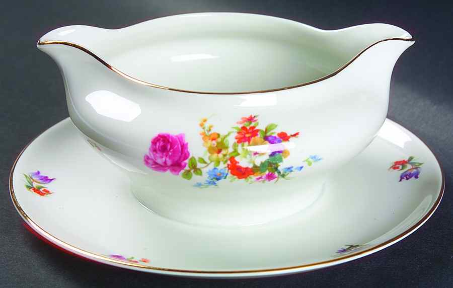 HC181 Gravy Boat with Attached Underplate by Heinrich - H&C-1