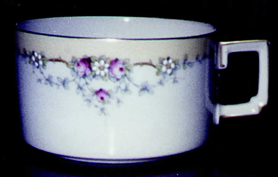 HC184 Flat Cup by Heinrich - H&C-1
