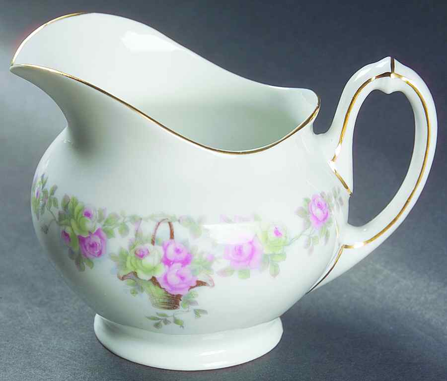 HC186 Creamer by Heinrich - H&C-1