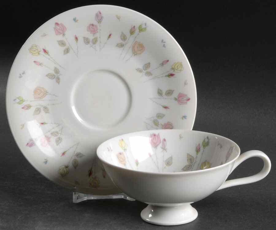 17577 Footed Cup & Saucer Set by Heinrich - H&C-1