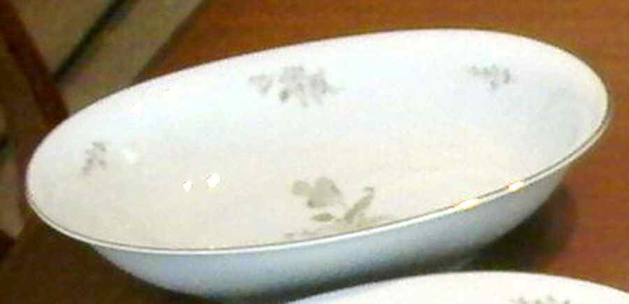 HC204 9" Oval Vegetable Bowl by Heinrich - H&C-1