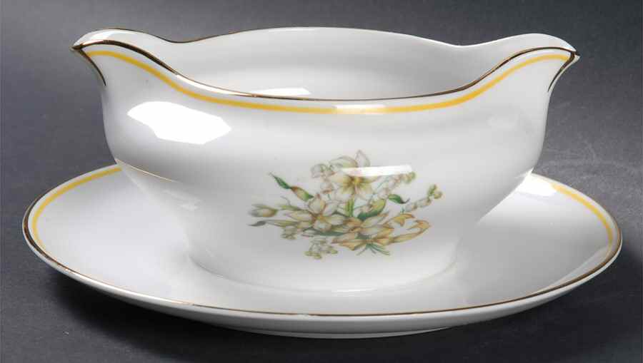 15996 Gravy Boat with Attached Underplate by Heinrich - H&C-1