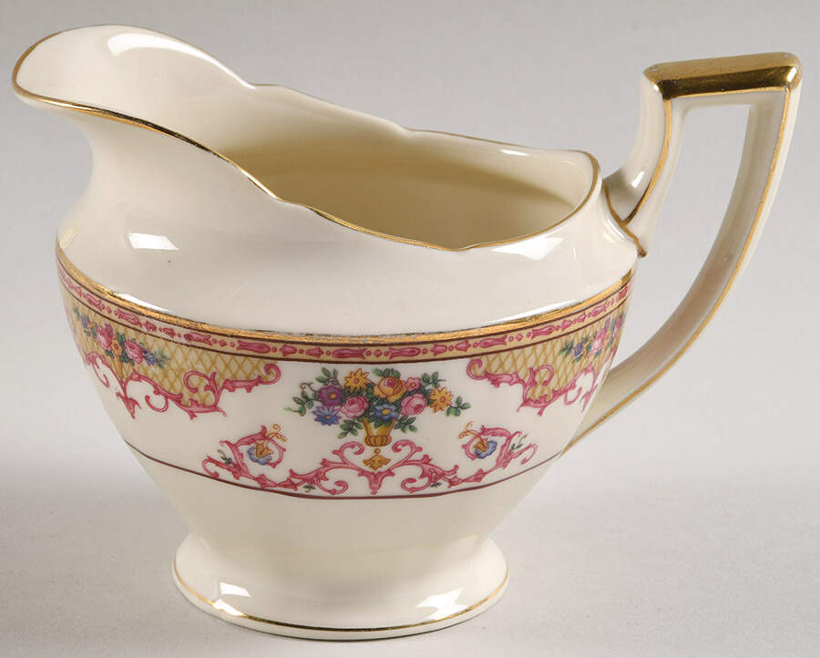 HC22 Creamer by Heinrich - H&C-1