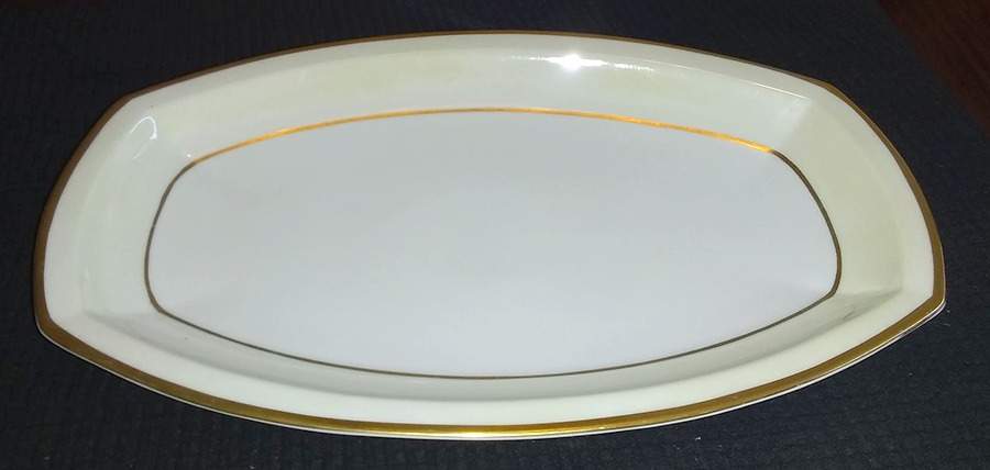 HC221 14" Rectangular Serving Platter by Heinrich - H&C-1