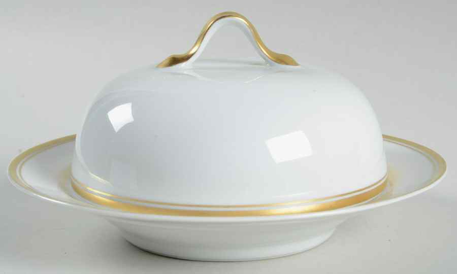 HC235 Round Covered Butter with Strainer by Heinrich - H&C-1