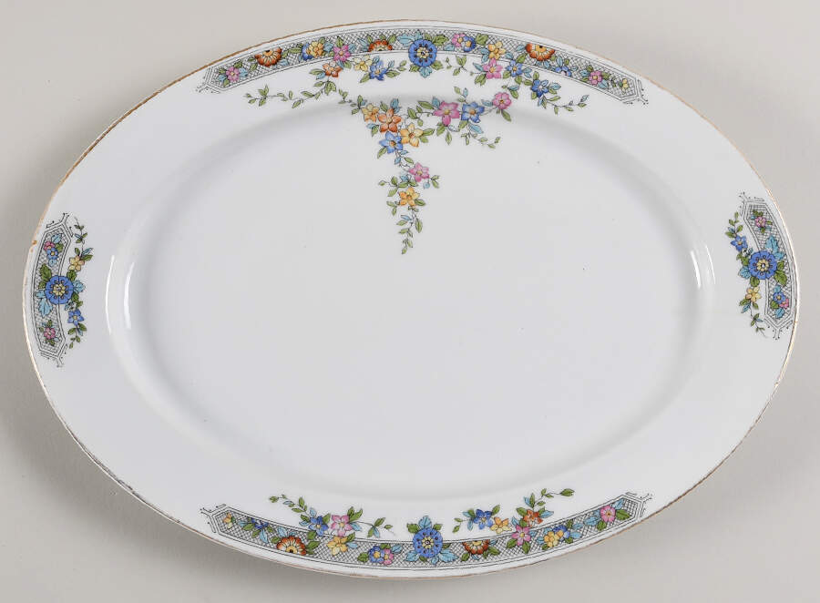 HC249 11" Oval Serving Platter by Heinrich - H&C-1