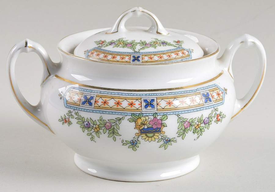10899 Sugar Bowl & Lid by Heinrich - H&C-1