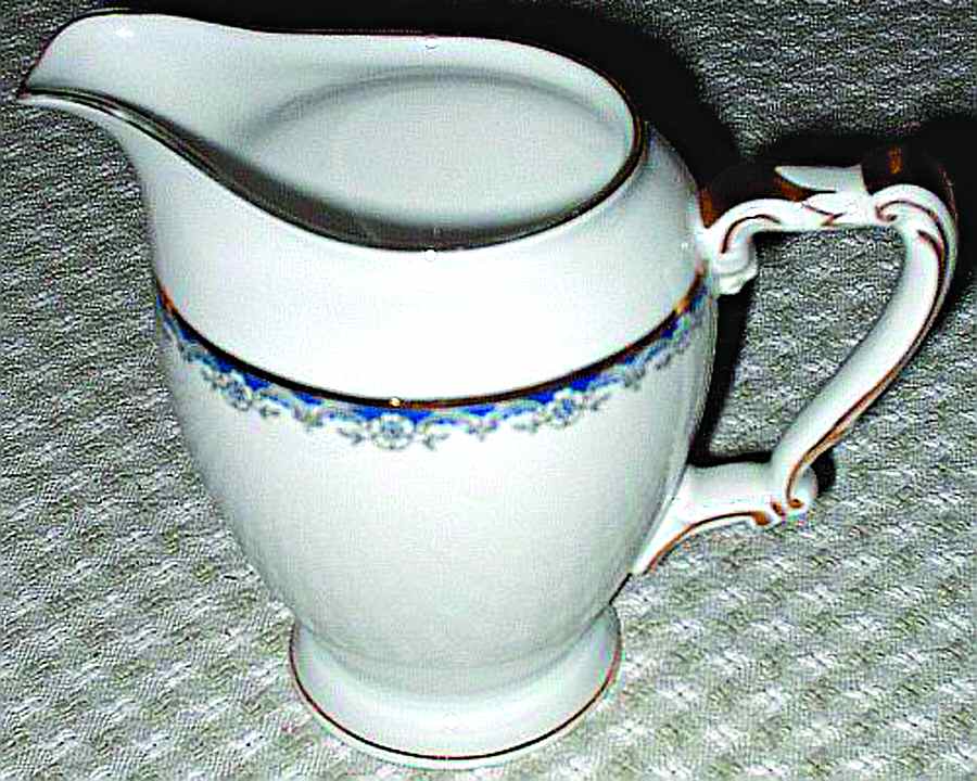 76337 Creamer by Heinrich - H&C-1