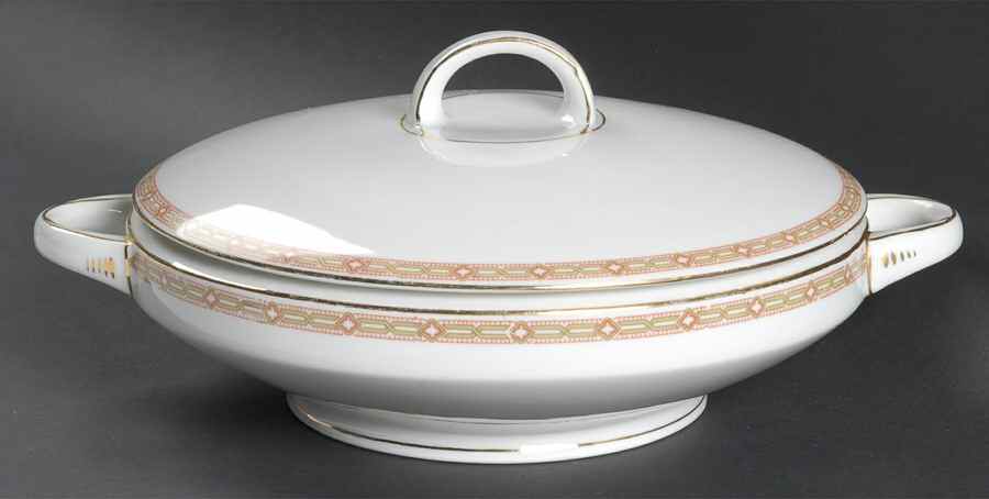 HC275 Round Covered Vegetable by Heinrich - H&C-1