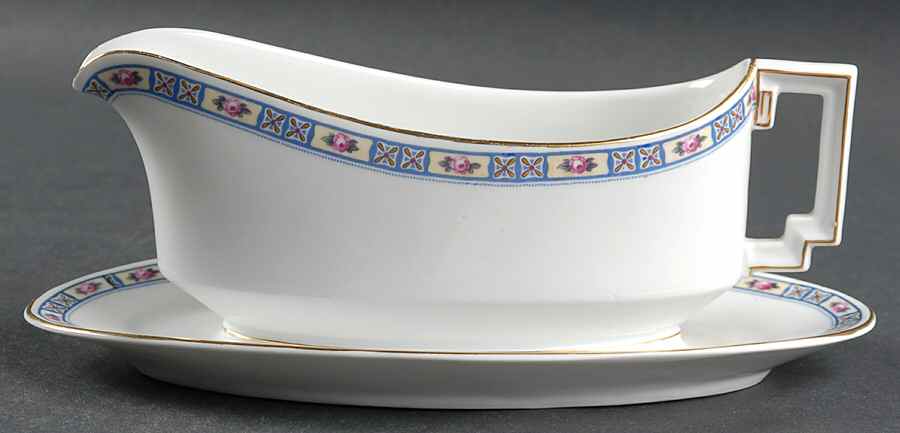 HC28 Gravy Boat with Attached Underplate by Heinrich - H&C-1
