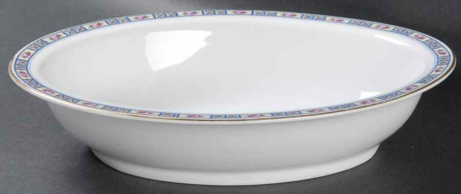 HC28 9" Oval Vegetable Bowl by Heinrich - H&C-1