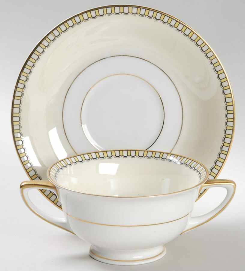 HC287 Footed Bouillon Cup & Saucer by Heinrich - H&C-1