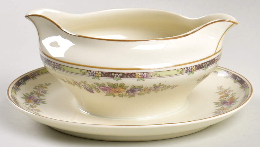 HC30 Gravy Boat with Attached Underplate by Heinrich - H&C-1