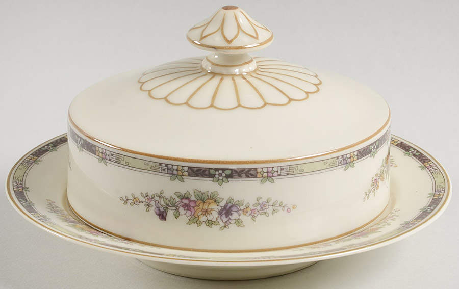 HC30 Round Covered Butter with Strainer by Heinrich - H&C-1