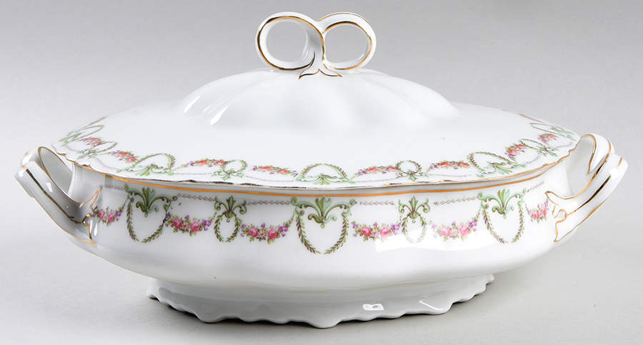 HC301 Oval Covered Vegetable by Heinrich - H&C-1