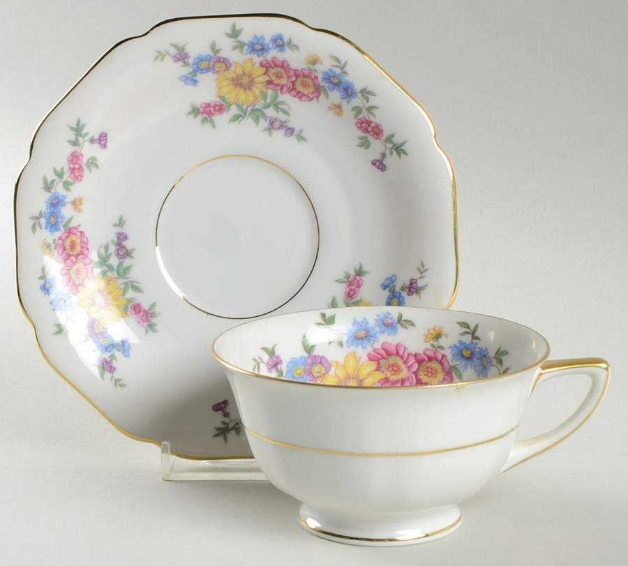 HC302 Footed Cup & Saucer Set by Heinrich - H&C-1