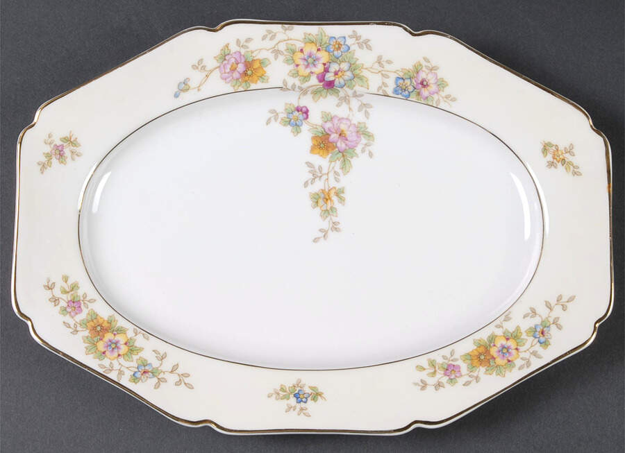 HC314C (CREAM ON WHITE) 11" Oval Serving Platter by Heinrich - H&C-1