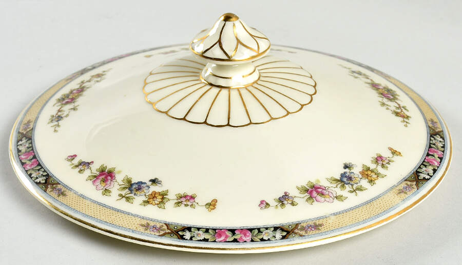 11314 Lid for Round Vegetable by Heinrich - H&C-1