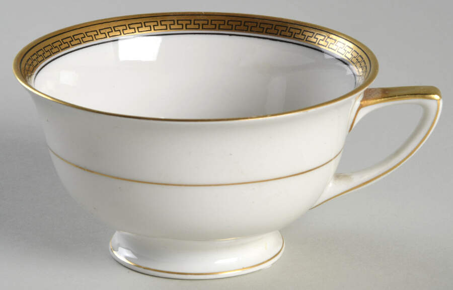 6149 Footed Cup by Heinrich - H&C-1