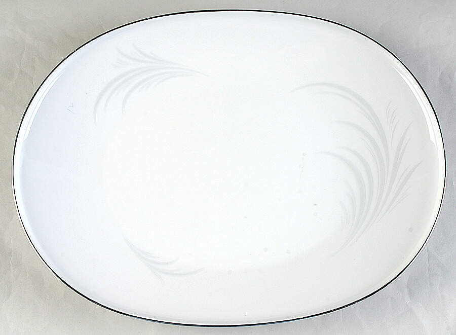 19307 13" Oval Serving Platter by Heinrich - H&C-1