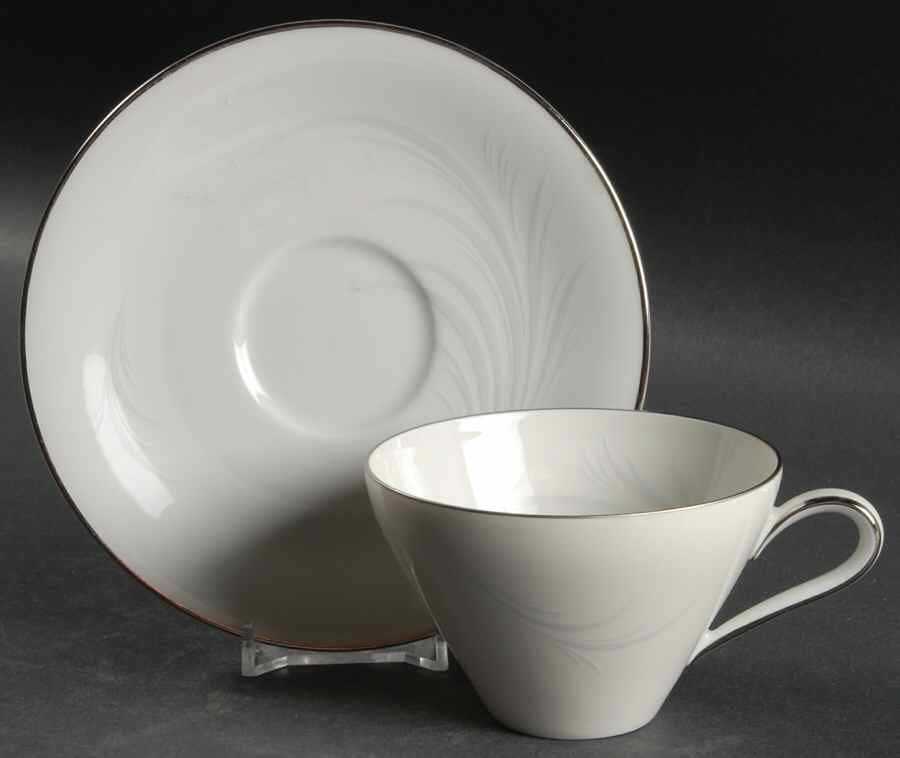 19307 Flat Cup & Saucer Set by Heinrich - H&C-1