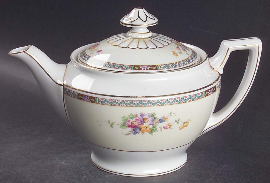 11044 Teapot & Lid by Heinrich - H&C-1
