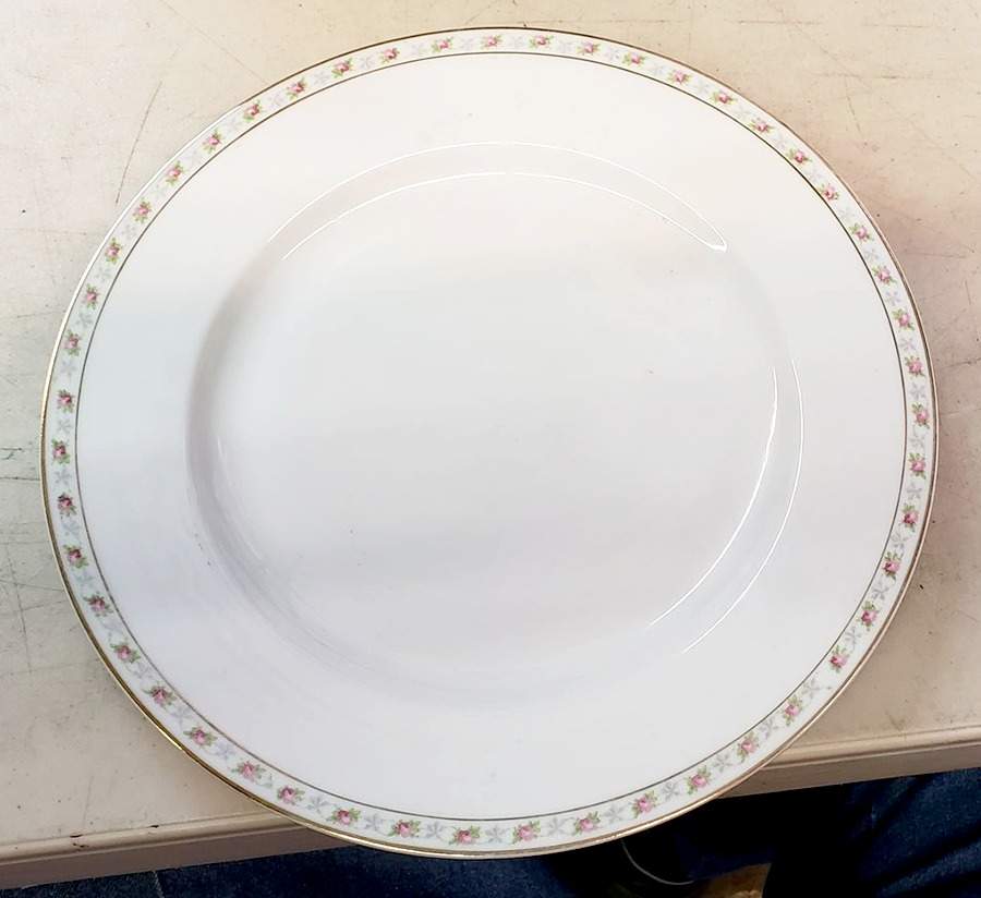 HC390 Dinner Plate by Heinrich - H&C-1