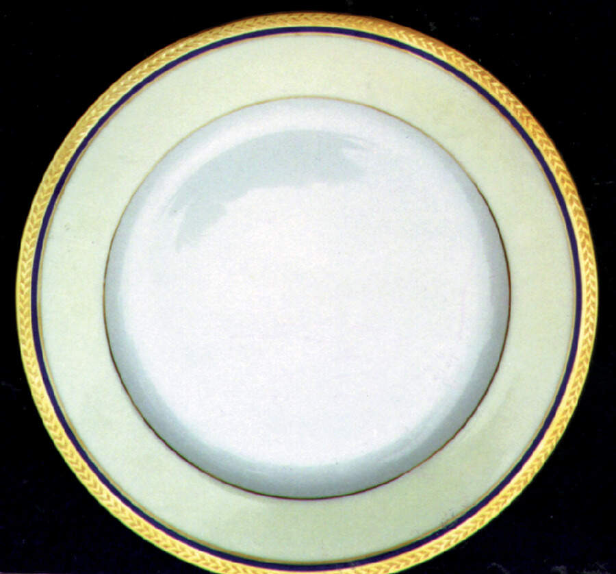 HC391 Dinner Plate by Heinrich - H&C-1