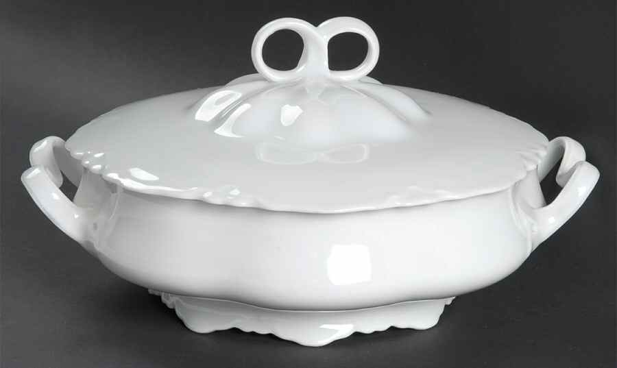 HC396 Round Covered Vegetable by Heinrich - H&C-1