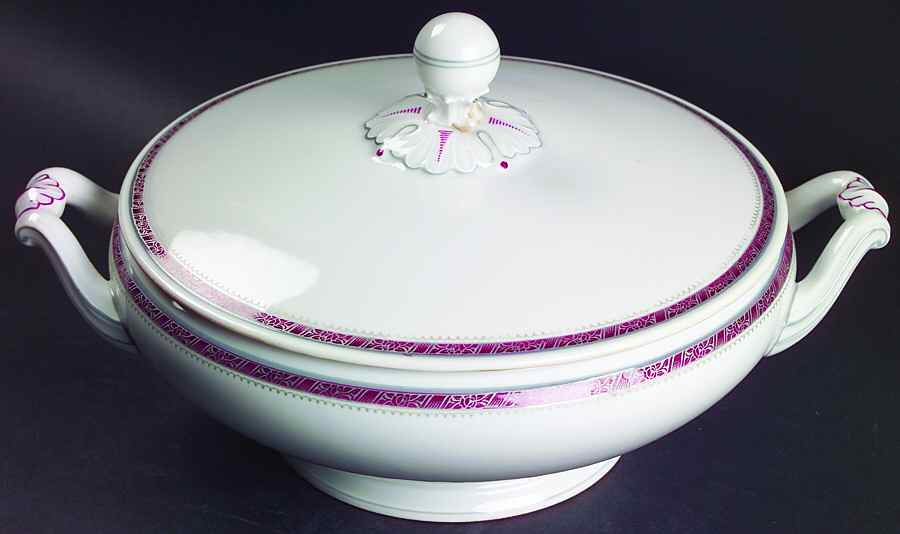 HC405 Round Covered Vegetable by Heinrich - H&C-1