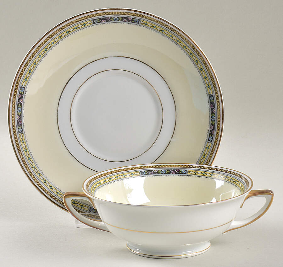 11649 Footed Cream Soup Bowl & Saucer Set by Heinrich - H&C-1