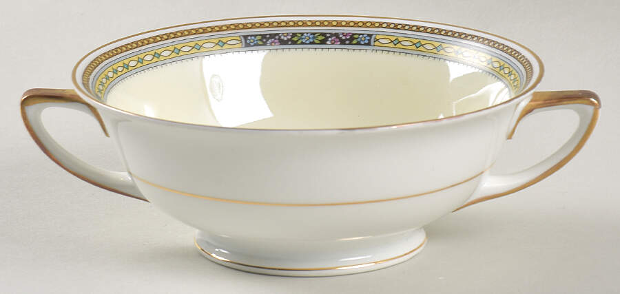 11649 Footed Cream Soup Bowl by Heinrich - H&C-1