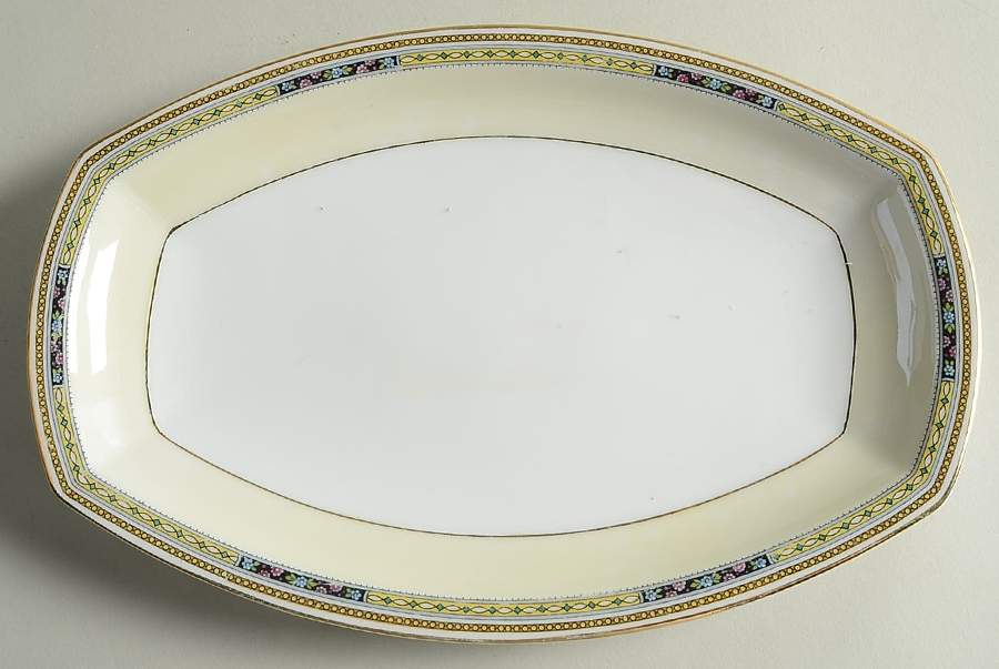 11649 11" Oval Serving Platter by Heinrich - H&C-1