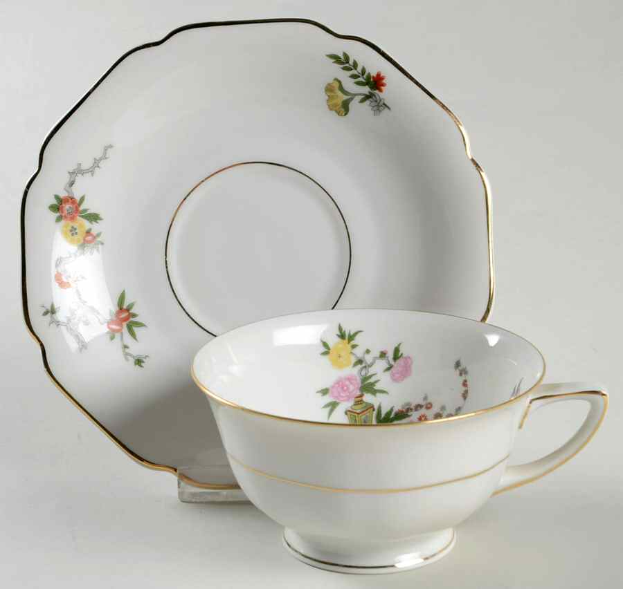 HC414 Footed Cup & Saucer Set by Heinrich - H&C-1