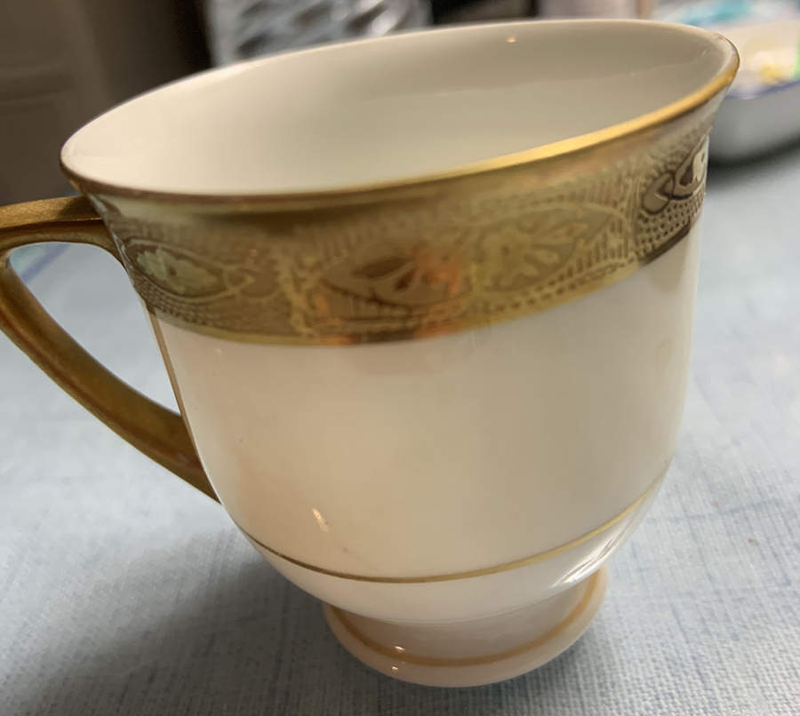 HC454 Footed Cup by Heinrich - H&C-1