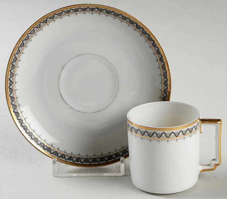 HC702 Flat Demitasse Cup & Saucer Set by Heinrich - H&C-1