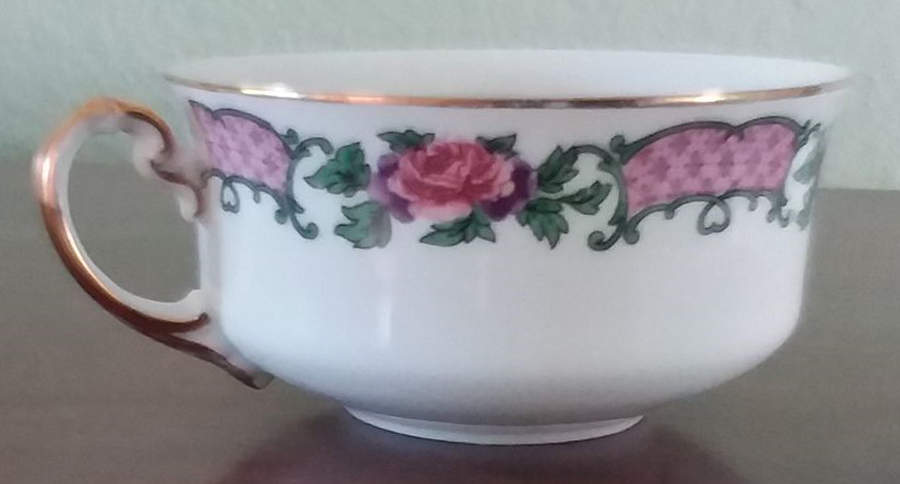 HC66 Flat Cup by Heinrich - H&C-1
