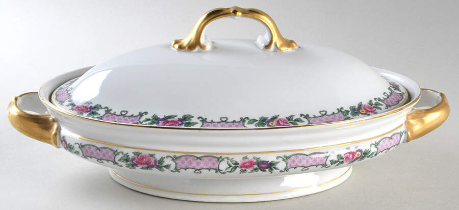 HC66 Oval Covered Vegetable by Heinrich - H&C-1