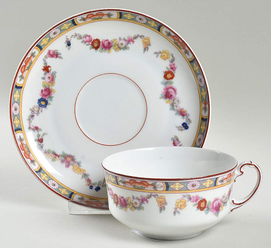 HC7 Flat Cup & Saucer Set by Heinrich - H&C-1